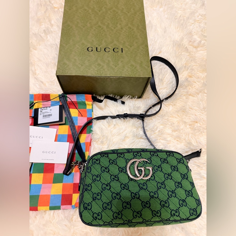 Authentic Like New Gucci Marmont GG Camera Canvas Crossbody - Picture 4 of 16